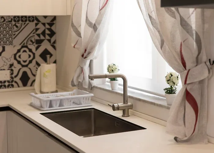 Spacious Luxury 3br With Terrace & Open Views - Zurrieq, Close To Sea *