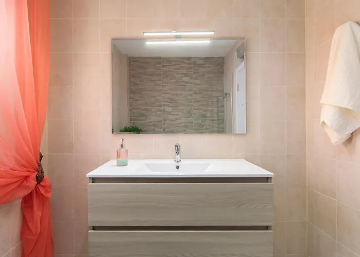 Spacious Luxury 3br With Terrace & Open Views - Zurrieq, Close To Sea *