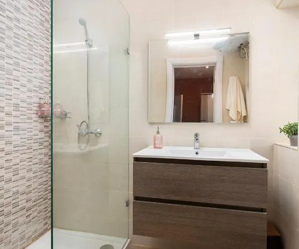 Spacious Luxury 3br With Terrace & Open Views - Zurrieq, Close To Sea